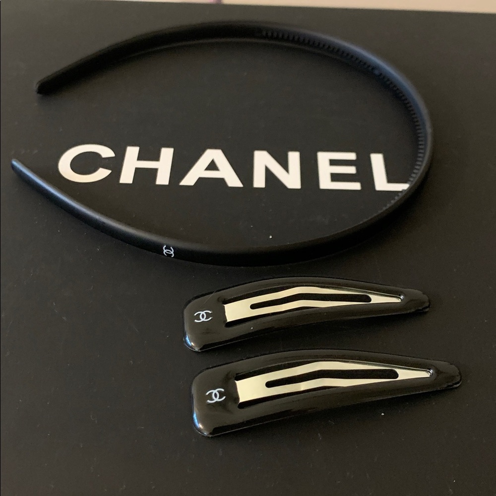 CHANEL Black Hair Accessories Set